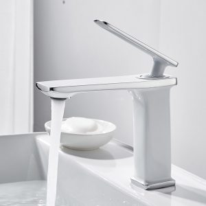 Kopalniska pipa armatura moderna krom ugodno